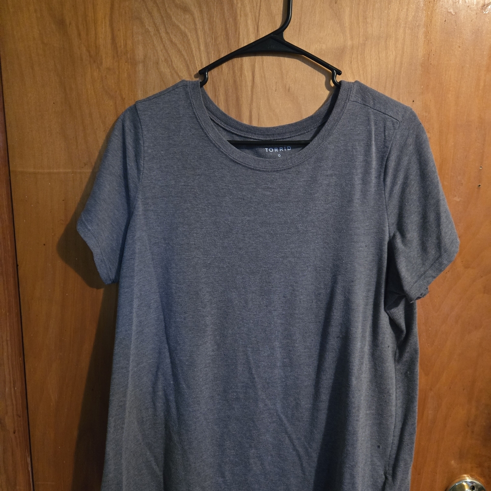 Torrid Charcoal Short Sleeve Tee